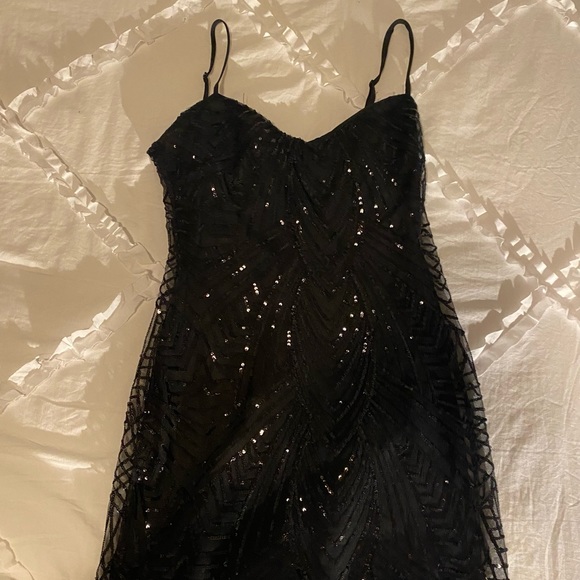 NEVER WORN black sparkly dress - Picture 1 of 3